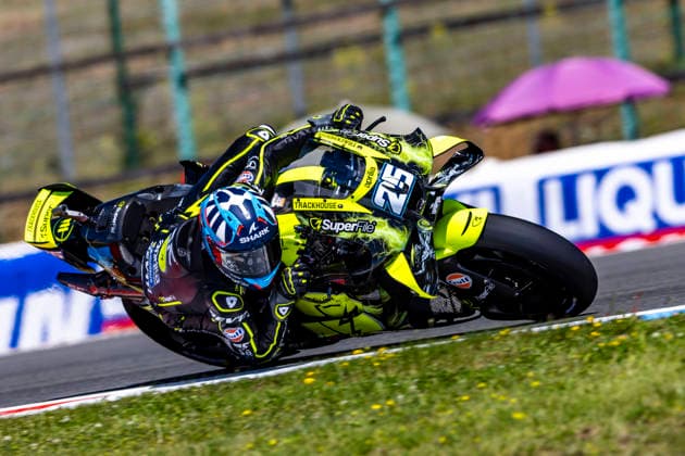 MotoGP of Czechia - Free Practice Number 25 Trackhouse MotoGP rider Raul Fernandez during practice 1 at the 2026 MotoGP Grand Prix of Czechia. Brno Brno Czech Republic  Copyright: xStephenxBlackberryx originalFilename:blackberry-2026moto260619_npS0T.jpg