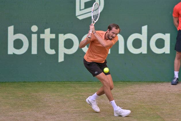 Daniil Medwedew 19.06.2026 ¢ Tennis ¢ TERRA WORTMANN OPEN ¢ ATP, Tennis Herren 500, heristo-arena-Halle (Westfalen), TERRA WORTMANN OPEN, NRW Germany *** Daniil Medvedev June 19, 2026 ¢ Tennis ¢ TERRA WORTMANN OPEN ¢ ATP 500, heristo arena Halle Westfalen, TERRA WORTMANN OPEN, North Rhine-Westphalia, Germany,detected_source_language Copyright: xpepphotox xPeterxEppingerx pep00321, pep_20260619_hm_375828