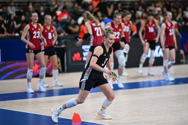 Belgium v Germany - 2026 FIVB Volleyball Nations League ANKARA, TURKIYE - JUNE 19: Annie Cesar (3) of Germany warms up before the 2026 FIVB Volleyball Nations League week 2 match between Belgium and Germany at Ankara Sports Hall in Ankara, Turkiye on June 19, 2026. Akin Celiktas Anadolu Ankara Turkey. Editorial use only. Please get in touch for any other usage.  Copyright: x2026xAnadoluxAkinxCeliktasx