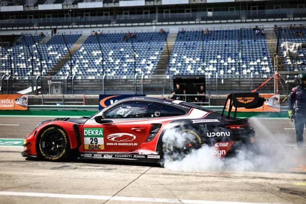 29 Bastian Buus (DK Land-Motorsport), Porsche 911 GT3 R Evo, action Photo: Hoch Zwei Klettwitz Germany *** 29 Bastian Buus, DK Land Motorsport, Porsche 911 GT3 R Evo, action photo at Hoch Zwei, Klettwitz, Germany,detected_source_language