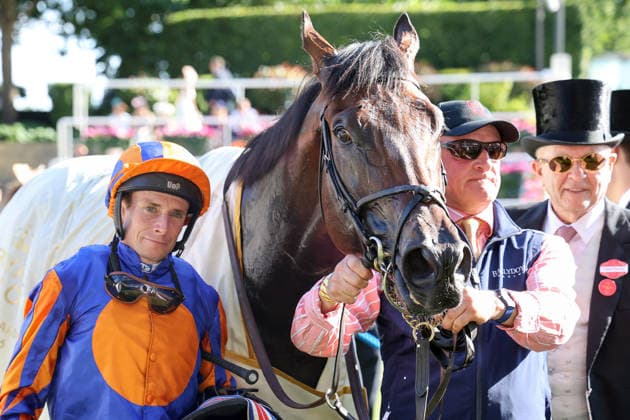 19.06.2026, Ascot, Windsor, GBR - Causeway with Ryan Moore after winning the King Edward VII Stakes. Ascot racecourse. (Pferd, Jockey, Causeway, Moore, Sieg) 260619D577ROYAL_ASCOT.JPG
