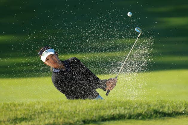 Meijer LPGA, Golf Damen Classic BELMONT, MICHIGAN - JUNE 19: Alison Lee of the United States hits out of the bunker toward the 10th green during the second round of the Meijer LPGA Classic for Simply Give golf tournament at Blythefield Country Club in Belmont, MI, USA Friday, June 19, 2026. Belmont Michigan United States  Copyright: xJorgexLemusx originalFilename:lemus-meijerlp260619_npzPU.jpg