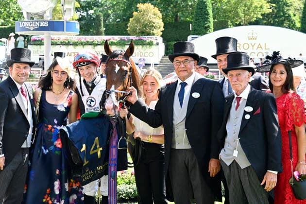 19.06.2026, Ascot, Windsor, GBR - Libertango with Billy Loughnane and connection after winning the Albany Stakes. Ascot racecourse. (Pferd, Jockey, Libertango, Loughnane, Sieg) 260619C906ROYAL_ASCOT.JPG