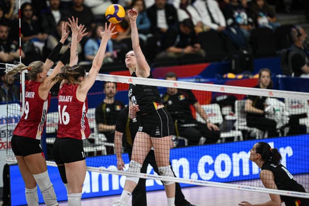 Belgium v Germany - 2026 FIVB Volleyball Nations League ANKARA, TURKIYE - JUNE 19: Lina Alsmeier (9) and Anastasia Cekulaev (16) of Germany compete against their opponent during the 2026 FIVB Volleyball Nations League week 2 match between Belgium and Germany at Ankara Sports Hall in Ankara, Turkiye on June 19, 2026. Akin Celiktas Anadolu Ankara Turkey. Editorial use only. Please get in touch for any other usage.  Copyright: x2026xAnadoluxAkinxCeliktasx