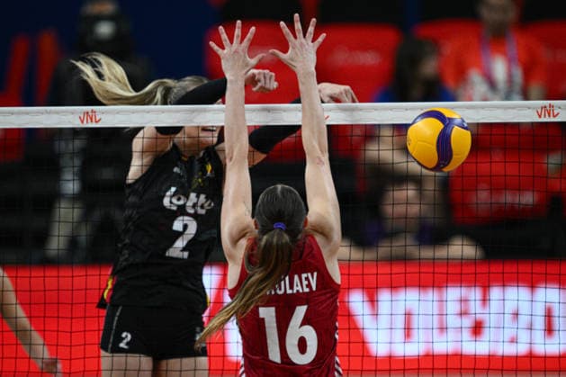 Belgium v Germany - 2026 FIVB Volleyball Nations League ANKARA, TURKIYE - JUNE 19: Anastasia Cekulaev (16) of Germany competes against her opponent during the 2026 FIVB Volleyball Nations League week 2 match between Belgium and Germany at Ankara Sports Hall in Ankara, Turkiye on June 19, 2026. Akin Celiktas Anadolu Ankara Turkey. Editorial use only. Please get in touch for any other usage.  Copyright: x2026xAnadoluxAkinxCeliktasx