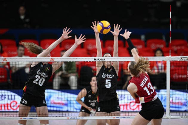 Belgium v Germany - 2026 FIVB Volleyball Nations League ANKARA, TURKIYE - JUNE 19: Emilia Weske (13) of Germany competes against her opponents during the 2026 FIVB Volleyball Nations League week 2 match between Belgium and Germany at Ankara Sports Hall in Ankara, Turkiye on June 19, 2026. Akin Celiktas Anadolu Ankara Turkey. Editorial use only. Please get in touch for any other usage.  Copyright: x2026xAnadoluxAkinxCeliktasx