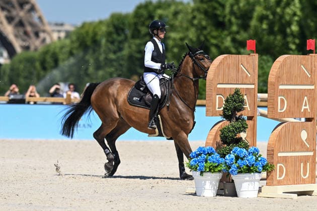 Isabelle Strom sur DIAMANT DE DEMET participe au Prix Selman Marrakech de de la 12ème édition Longines Paris Eiffel Jumping au pied de la Tour Eiffel sur le Champ-de-Mars à Paris, France, le 19 juin 2026. Perusseau-Veeren Bestimage Selman Marrakech Prize during the 12th edition of the Longines Paris Eiffel Jumping at Champ-de-Mars near Eiffel Tower in Paris, France, on June 19, 2026. Paris France  Copyright: xPerusseau-Veerenx xBestimagexPerusseau-Veerenx xBestimagex
