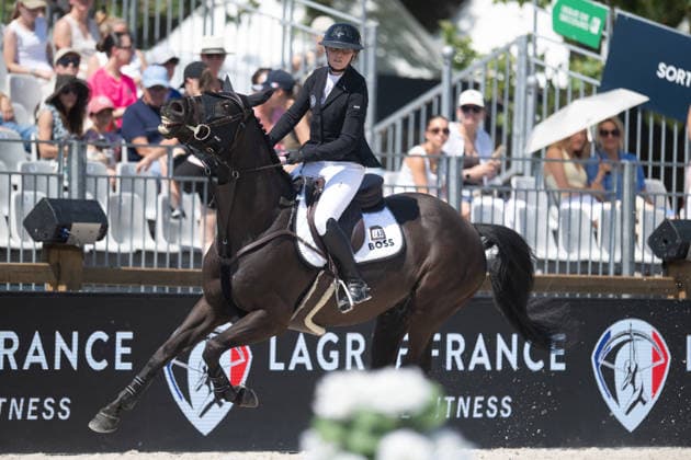 Agathe Fournier sur FO REVEUR SAINT CLAIR Prix Selman Marrakech de la 12ème édition Longines Paris Eiffel Jumping au pied de la Tour Eiffel sur le Champ-de-Mars à Paris, France, le 19 juin 2026. Perusseau-Veeren Bestimage Selman Marrakech Prize during the 12th edition of the Longines Paris Eiffel Jumping at Champ-de-Mars near Eiffel Tower in Paris, France, on June 19, 2026. Paris France  Copyright: xPerusseau-Veerenx xBestimagexPerusseau-Veerenx xBestimagex