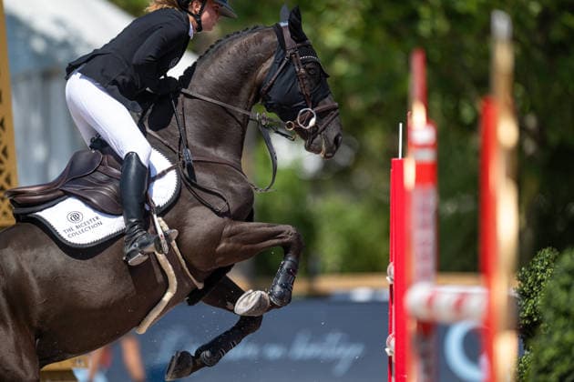 Agathe Fournier sur FO REVEUR SAINT CLAIR Prix Selman Marrakech de la 12ème édition Longines Paris Eiffel Jumping au pied de la Tour Eiffel sur le Champ-de-Mars à Paris, France, le 19 juin 2026. Perusseau-Veeren Bestimage Selman Marrakech Prize during the 12th edition of the Longines Paris Eiffel Jumping at Champ-de-Mars near Eiffel Tower in Paris, France, on June 19, 2026. Paris France  Copyright: xPerusseau-Veerenx xBestimagexPerusseau-Veerenx xBestimagex