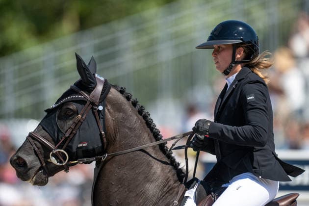 Agathe Fournier sur FO REVEUR SAINT CLAIR Prix Selman Marrakech de la 12ème édition Longines Paris Eiffel Jumping au pied de la Tour Eiffel sur le Champ-de-Mars à Paris, France, le 19 juin 2026. Perusseau-Veeren Bestimage Selman Marrakech Prize during the 12th edition of the Longines Paris Eiffel Jumping at Champ-de-Mars near Eiffel Tower in Paris, France, on June 19, 2026. Paris France  Copyright: xPerusseau-Veerenx xBestimagexPerusseau-Veerenx xBestimagex