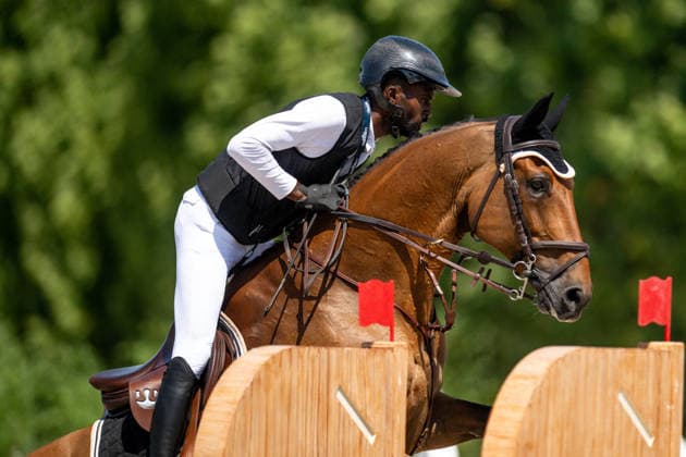 Swann Belembete sur DIKENESCH DORCHIVAL lors du Prix Selman Marrakech de la 12ème édition Longines Paris Eiffel Jumping au pied de la Tour Eiffel sur le Champ-de-Mars à Paris, France, le 19 juin 2026. Perusseau-Veeren Bestimage Selman Marrakech Prize during the 12th edition of the Longines Paris Eiffel Jumping at Champ-de-Mars near Eiffel Tower in Paris, France, on June 19, 2026. Paris France  Copyright: xPerusseau-Veerenx xBestimagexPerusseau-Veerenx xBestimagex