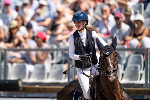 Andrea Bormioli sur FAN DE BACON lors du Prix Selman Marrakech de la 12ème édition Longines Paris Eiffel Jumping au pied de la Tour Eiffel sur le Champ-de-Mars à Paris, France, le 19 juin 2026. Perusseau-Veeren Bestimage Selman Marrakech Prize during the 12th edition of the Longines Paris Eiffel Jumping at Champ-de-Mars near Eiffel Tower in Paris, France, on June 19, 2026. Paris France  Copyright: xPerusseau-Veerenx xBestimagexPerusseau-Veerenx xBestimagex