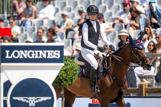 Daniela Casline sur CONSISTENT lors du Prix Selman Marrakech de la 12ème édition Longines Paris Eiffel Jumping au pied de la Tour Eiffel sur le Champ-de-Mars à Paris, France, le 19 juin 2026. Perusseau-Veeren Bestimage Selman Marrakech Prize during the 12th edition of the Longines Paris Eiffel Jumping at Champ-de-Mars near Eiffel Tower in Paris, France, on June 19, 2026. Paris France  Copyright: xPerusseau-Veerenx xBestimagexPerusseau-Veerenx xBestimagex