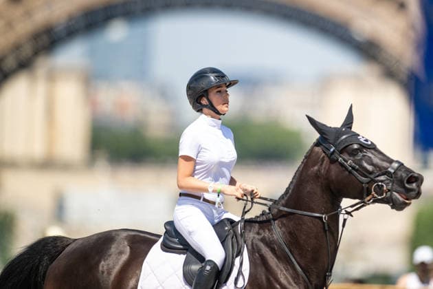Aurore Dubus sur CHIPIE DE MAILLET lors du Prix Selman Marrakech de la 12ème édition Longines Paris Eiffel Jumping au pied de la Tour Eiffel sur le Champ-de-Mars à Paris, France, le 19 juin 2026. Perusseau-Veeren Bestimage Selman Marrakech Prize during the 12th edition of the Longines Paris Eiffel Jumping at Champ-de-Mars near Eiffel Tower in Paris, France, on June 19, 2026. Paris France  Copyright: xPerusseau-Veerenx xBestimagexPerusseau-Veerenx xBestimagex