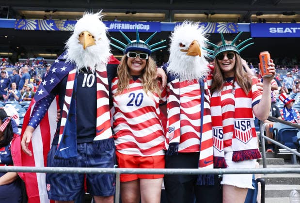 Fans of Team USA shows their support before the start of the FIFA World Cup, WM, Weltmeisterschaft, Fussball match between the United States and Australia at Lumen Field in Seattle, Washington, on Friday, June 19, 2026.  SEA20260619903 CHRISTIANxBRUNSKILL