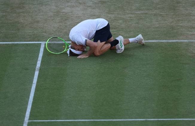 Alejandro Davidovich Fokina of Spain frustrated HSBC Queen s Club Championships, Day Fourteen, Tennis, Queen s Club, West Kensington, London, UK - 19 Jun 2026London Queen s Club United Kingdom  Copyright: xEllaxLing Shutterstockx 16929306dc