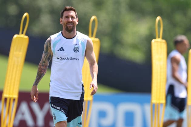 Argentina s forward Lionel Messi take part in a training session during the 2026 FIFA World Cup, WM, Weltmeisterschaft, Fussball football tournament at Sporting KC Training Centre in Kansas City on June 19, 2026. ¨(Photo by Alejandro PAGNI PHOTOxPHOTO) KANSAS CITY UNITED STATES