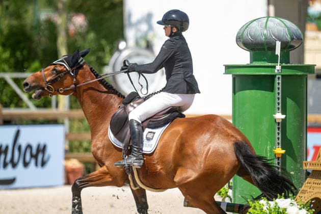 Liv Piris sur HELLO DE VESQUERIE lors du Prix Selman Marrakech de la 12ème édition Longines Paris Eiffel Jumping au pied de la Tour Eiffel sur le Champ-de-Mars à Paris, France, le 19 juin 2026. Perusseau-Veeren Bestimage Selman Marrakech Prize during the 12th edition of the Longines Paris Eiffel Jumping at Champ-de-Mars near Eiffel Tower in Paris, France, on June 19, 2026. Paris France  Copyright: xPerusseau-Veerenx xBestimagexPerusseau-Veerenx xBestimagex