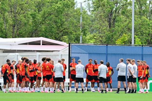 Belgian national football team - FIFA World Cup, WM, Weltmeisterschaft, Fussball 2026 - media activities 19 06 2026 RENTON, UNITED STATES OF AMERICA - JUNE 19 : Garcia Rudi head coach of Belgium talking to the group pictured during a training session of the Belgian national football team during the FIFA World Cup 2026 on June 19, 2026 in Renton, United States of America, 19 06 2026 Renton United States of America  Copyright: xJanxDexMeuleneirx