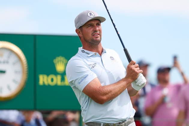 US Open Golf Championship - Round 2 Bryson DeChambeau of the US tees off during the second round of the 2026 US Open golf tournament at the Shinnecock Hills Golf Club in Southampton, New York, USA, 19 June 2026. SOUTHAMPTON NEW YORK UNITED STATES  Copyright: xSARAHxYENESELx