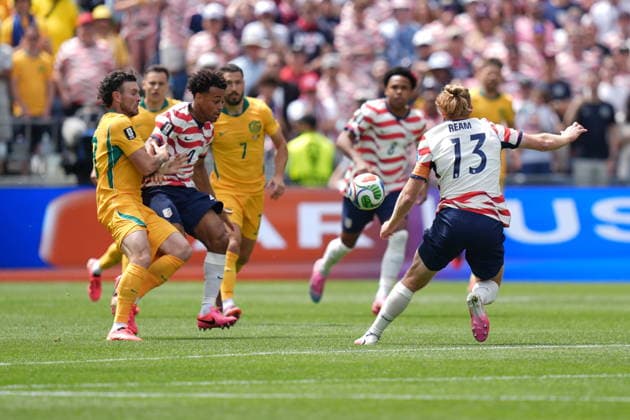 USA v Australia - FIFA World Cup, WM, Weltmeisterschaft, Fussball 2026 - Group D SEATTLE, USA - JUNE 19: Tim Ream (13) of USA in action during the 2026 FIFA World Cup First Stage Group D match between USA and Australia at Lumen Field (Seattle Stadium) in Seattle, Washington, United States on June 19, 2026. Ercin Erturk Anadolu Washington United States. Editorial use only. Please get in touch for any other usage.  Copyright: x2026xAnadoluxErcinxErturkx