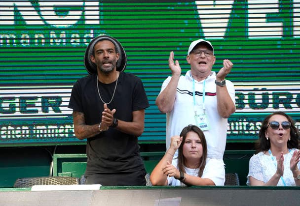 photo : der Coach von Daniel ALTMAIER (GER) schaut zu , es ist der uruguayische Tennis-Coach und ex-Spieler Martin Cuevas Tennis-Turnier Terra Wortmann Cup im Gerry Weber Sportpark in Halle Westfalen - Viertelfinales - am Fr. 19.06.2026 *** Photo
