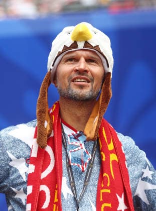 A fan of Team USA shows his support before the start of the FIFA World Cup, WM, Weltmeisterschaft, Fussball match between the United States and Australia at Lumen Field in Seattle, Washington, on Friday, June 19, 2026.  SEA20260619907 CHRISTIANxBRUNSKILL