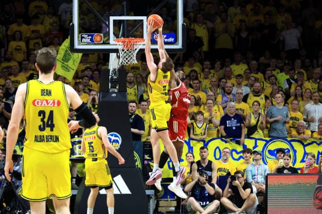 DEU, easyCredit BBL, ALBA vs. Bayern Muenchen, 19.06.2026, Max-Schmeling-Halle, Berlin, DEU, easyCredit BBL, ALBA vs. Bayern Muenchen, im Bild dunking von Moses Wood (ALBA Berlin 11), Isiaha Mike (FC Bayern Muenchen 22) *** DEU, easyCredit BBL, ALBA vs. Bayern Munich, June 19, 2026, Max Schmeling Halle, Berlin, Germany, easyCredit BBL, ALBA vs. Bayern Munich; pictured nordphotoxGmbHx xEngler nph00076