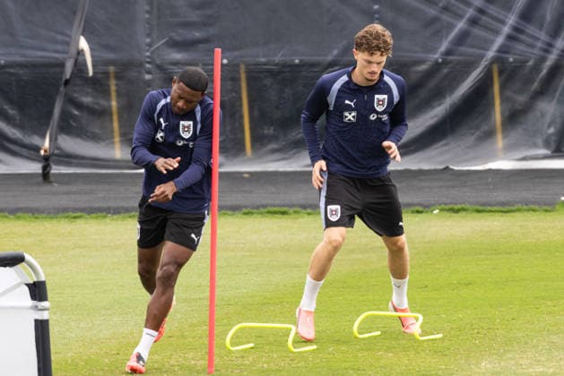 FOOTBALL - FIFA World Cup, WM, Weltmeisterschaft, Fussball 2026, preview SANTA BARBARA,CALIFORNIA,USA,19.JUN.26 - FOOTBALL - FIFA World Cup 2026, USA, Mexico, Canada, preview, Oesterreichischer Fussball-Bund, training team AUT. Image shows David Alaba and Paul Wanner (AUT).  GEPAxpictures xArminxRauthner