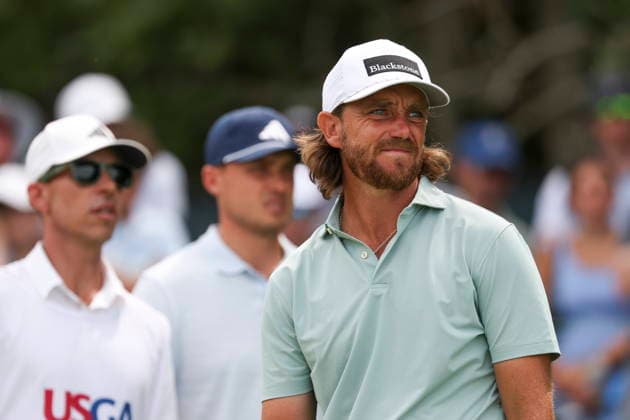 US Open Golf Championship - Round 2 Tommy Fleetwood (R) of England watches his tee shot during the second round of the 2026 US Open golf tournament at the Shinnecock Hills Golf Club in Southampton, New York, USA, 19 June 2026. SOUTHAMPTON NEW YORK UNITED STATES  Copyright: xSARAHxYENESELx
