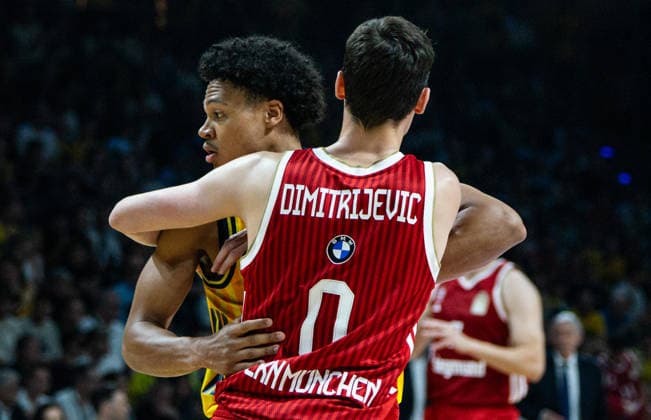 Jack Kayil (Alba Berlin, 7) und Nenad Dimitrijevic (Bayern München, 0) 19.06.2026, Alba Berlin vs Bayern München, Basketball, BBL, Max-Schmeling Halle, Berlin BBL regulations prohibit any use of photographs as image sequences and or quasi-video. *** Jack Kayil, Alba Berlin, 7, and Nenad Dimitrijevic, Bayern Munich, 0, June 19, 2026, Alba Berlin vs. Bayern Munich, Basketball, BBL, Max Schmeling Halle, Berlin. BBL regulations prohibit any use of photographs as image sequences and or quasi-video.,detected_source_language Copyright: HMBxMedia xFinnxWeidmann