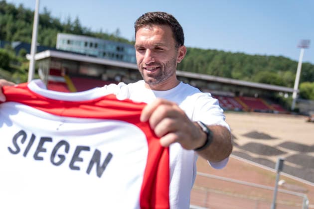 Präsentation Neuzugang Eros Dacaj bei Sportfreunde Siegen 19.06.2026 Fussball, Regionalliga West, GER, Siegen, Leimbachstadion Siegen