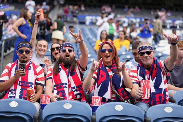 USA v Australia - FIFA World Cup, WM, Weltmeisterschaft, Fussball 2026 - Group D SEATTLE, USA - JUNE 19: Fans of USA celebrate after a goal during the 2026 FIFA World Cup First Stage Group D match between USA and Australia at Lumen Field (Seattle Stadium) in Seattle, Washington, United States on June 19, 2026. Ercin Erturk Anadolu Washington United States. Editorial use only. Please get in touch for any other usage.  Copyright: x2026xAnadoluxErcinxErturkx