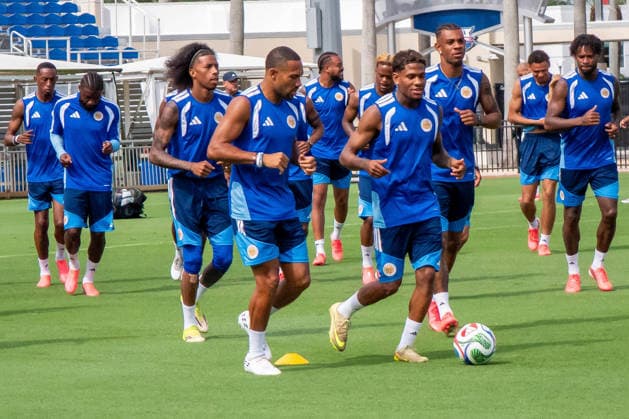 Curacao hold training session in Boca Raton ahead of World Cup match with Ecuador Curacao players train ahead of their FIFA World Cup, WM, Weltmeisterschaft, Fussball group match against Ecuador at a team base camp facility in Boca Raton, Florida, on 19 June 2026. Players are seen during warmups prior to the days training session., Credit:Christopher Beckett Avalon USA, FL, Boca Raton  Copyright: xChristopherxBeckettx xAvalonx 1111290169