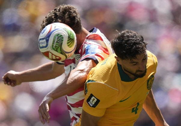 FIFA World Cup, WM, Weltmeisterschaft, Fussball 2026 - Group D - USA vs Australia Sebastian Berhalter of USA (L) and Jacob Italiano of Australia in action during the FIFA World Cup 2026 group stage match USA against Australia, in Seattle, USA, 19 June 2026. SEATTLE United States  Copyright: xSTEPHANxBRASHEARx