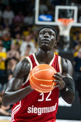 Wenyen Gabriel (Bayern München, 32) 19.06.2026, Alba Berlin vs Bayern München, Basketball, BBL, Max-Schmeling Halle, Berlin BBL regulations prohibit any use of photographs as image sequences and or quasi-video. *** Wenyen Gabriel, Bayern Munich, 32 19 06 2026, Alba Berlin vs. Bayern Munich, Basketball, BBL, Max Schmeling Halle, Berlin. BBL regulations prohibit any use of photographs as image sequences and or quasi-video.,detected_source_language Copyright: HMBxMedia xFinnxWeidmann