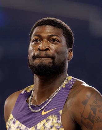 Diamond League Athletics in Doha Katar in baskenti Doha daki Suheim Bin Hamad Stadyumu nda düzenlenen Elmas Lig atletizm yarismalarinda erkekler 110 metre engelli kosu finali gerçeklestirildi. ABD li atlet Cordell Tinch yarisi birinci tamamladi. Mohammed Dabbous Anadolu Doha Qatar. Editorial use only. Please get in touch for any other usage.  Copyright: x2026xAnadoluxMohammedxDabbousx