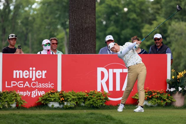Meijer LPGA, Golf Damen Classic by Simply Give Belmont, MI - JUNE 19: Yuri Yoshida of Japan hits from the 16th tee during the second round of the Meijer LPGA Classic by Simply Give at Blythefield Country Club on June 19, 2026 in Belmont, Michigan. Belmont Michigan United States  Copyright: xAmyxLemusx originalFilename:lemus-meijerlp260619_npCzi.jpg