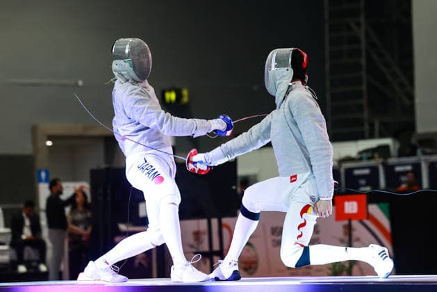 June 19, 2026, New Delhi, Delhi, India: Tsumori Shido (Japan) vs. Luo Shaotong (China) during Semi-Finals of Asian Senior Fencing Championships 2026 (Men s Sabre) at Bharat Mandapam Convention Centre, New Delhi, India on 19th June 2026. Fencing 2026: Asian Senior Fencing Championships 2026  - ZUMAd207 20260619_zsp_d207_276 Copyright: xAvijitxDasx