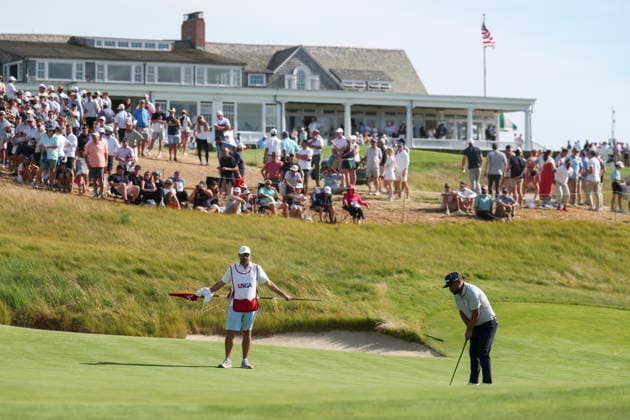 US Open Golf Championship - Round 2 J.J. Spaun of the US lines up a putt during the second round of the 126th U.S. Open golf tournament at Shinnecock Hills Golf Club in Southampton, New York, USA, 19 June 2026. SOUTHAMPTON NEW YORK UNITED STATES  Copyright: xSARAHxYENESELx