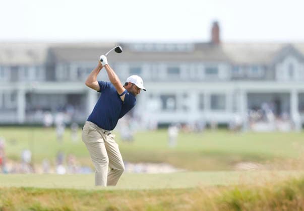 Scottie Scheffler hits his second shot on the 16th hole in the second round of the 126th U.S. Open Golf Championship at Shinnecock Hills Golf Club in Southampton, NY on Friday, June 19, 2026.  NYC202606191017 JOHNxANGELILLO