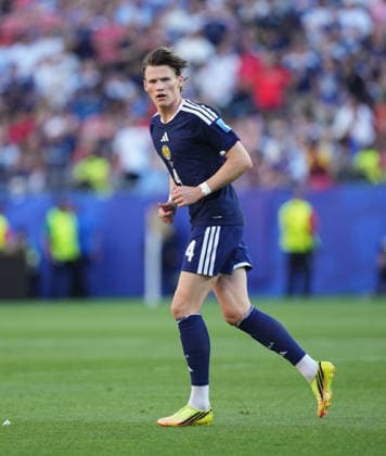 Scott McTominay (Scotland) schaut waehrend des spiels der FIFA World Cup, WM, Weltmeisterschaft, Fussball 2026 zwischen Scotland gegen Morocco, Boston Stadium, Boston, USA am 19. June 2026. (Foto von Thor Wegner DeFodi Images) +++ Scott McTominay (Scotland) looks on during Scotland and Morocco,FIFA World Cup 2026, at Boston Stadium, Boston, USA on June 19, 2026. Thor Wegner DeFodi Images . (Photo by DeFodi Images) - *** Scott McTominay of Scotland looks on during the 2026 FIFA World Cup match between Scotland and Morocco, at Boston Stadium, Boston, USA, on June 19, 2026. Photo by Thor Wegner, DeFodi Images. Scott McTominay of Scotland looks on during the 2026 FIFA World Cup match between Scotland and Morocco at Boston Stadium, Boston, USA, on June 19, 2026 Thor Wegner DeFodi Images Photo by DeFodi Images,detected_source_language