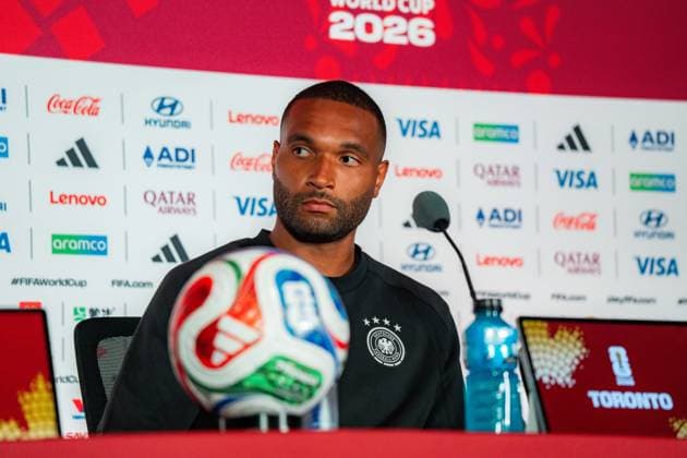 FIFA Fussball Weltmeisterschaft 2026, Gruppe E, Spiel 2, Deutschland vs Elfenbeinküste, 19.06.2026 im Toronto Stadium, Toronto Jonathan Tah (Deutschland) und Julian Nagelsmann (Deutschland) bei der Pressekonferenz vor dem Spiel Deutschland vs. Elfenbeinküste *** 2026 FIFA World Cup, Group E, Match 2, Germany vs. Ivory Coast, June 19, 2026, at Toronto Stadium, Toronto. Jonathan Tah (Germany) and Julian Nagelsmann (Germany) at the press conference ahead of the Germany vs. Ivory Coast match.,detected_source_language Copyright: xBahhoxKarax