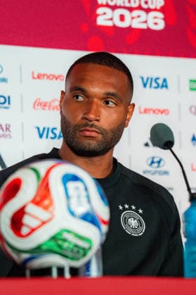 FIFA Fussball Weltmeisterschaft 2026, Gruppe E, Spiel 2, Deutschland vs Elfenbeinküste, 19.06.2026 im Toronto Stadium, Toronto Jonathan Tah (Deutschland) und Julian Nagelsmann (Deutschland) bei der Pressekonferenz vor dem Spiel Deutschland vs. Elfenbeinküste *** 2026 FIFA World Cup, Group E, Match 2, Germany vs. Ivory Coast, June 19, 2026, at Toronto Stadium, Toronto. Jonathan Tah (Germany) and Julian Nagelsmann (Germany) at the press conference ahead of the Germany vs. Ivory Coast match.,detected_source_language Copyright: xBahhoxKarax
