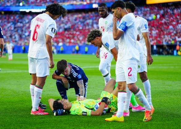 Ben Gannon-Doak of Scotland after clashing with Yassine Bounou of Morocco Scotland v Morocco, 2026 FIFA World Cup, WM, Weltmeisterschaft, Fussball Group C, Football, Boston Stadium, Foxborough, Massachusetts, USA - 19 Jun 2026Foxborough Boston Stadium Massachusetts (MA) United States of America EDITORIAL USE ONLY No use with unauthorised audio, video, data, fixture lists, club league logos or live services. Online in-match use limited to 120 images, no video emulation. No use in betting, games or single club league player publications.  Copyright: xJavierxGarcia Shutterstockx 16928932dj