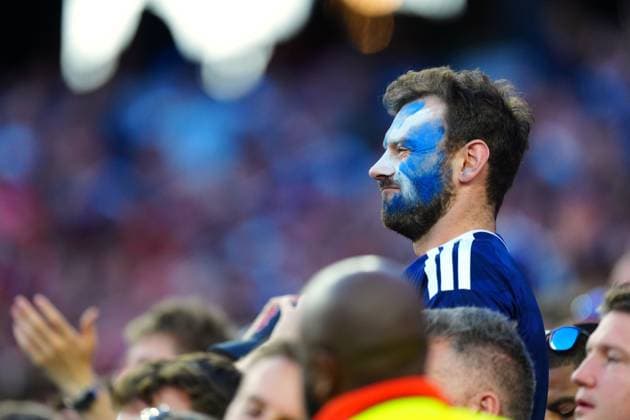 Dejected Scotland fan at full time Scotland v Morocco, 2026 FIFA World Cup, WM, Weltmeisterschaft, Fussball Group C, Football, Boston Stadium, Foxborough, Massachusetts, USA - 19 Jun 2026Foxborough Boston Stadium Massachusetts (MA) United States of America EDITORIAL USE ONLY No use with unauthorised audio, video, data, fixture lists, club league logos or live services. Online in-match use limited to 120 images, no video emulation. No use in betting, games or single club league player publications.  Copyright: xJavierxGarcia Shutterstockx 16928932ef