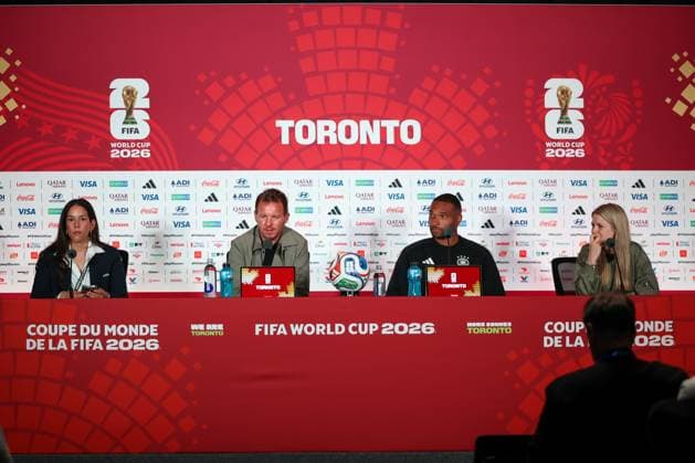 Bundestrainer Julian Nagelsmann (Deutschland), Jonathan Tah 4 (Deutschland) bei der Pressekonferenz, Pressekonforenz, Deutschland vs. Elfenbeinkueste, Fussball, FIFA, Weltmeisterschaft 2026, Gruppenphase, 19.06.2026 Toronto Ontario Kanada *** Germany National Team Coach Julian Nagelsmann, Jonathan Tah (No. 4, Germany) at the press conference, press conference, Germany vs. Ivory Coast, soccer, FIFA, 2026 World Cup, group stage, June 19, 2026, Toronto, Ontario, Canada,detected_source_language Copyright: xkolbert-press ChristianxKolbertx