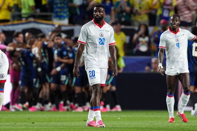 Frantzdy Pierrot of Haiti dejected after Haiti conceded Brazil v Haiti, 2026 FIFA World Cup, WM, Weltmeisterschaft, Fussball Group C, Football, Philadelphia Stadium, Philadelphia, Pennsylvania, USA - 19 Jun 2026Philadelphia Philadelphia Stadium Pennsylvania (PA) United States of America  Copyright: xIsmaelxAdnan Shutterstockx 16936842cb