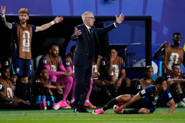 June 19, 2026, Philadelphia, Pennsylvania, United States: Carlo Ancelotti, head coach of Brazil, protests during the FIFA World Cup, WM, Weltmeisterschaft, Fussball 2026 Group C match between Brazil and Haiti at Philadelphia Stadium on June 19, 2026 in Philadelphia, Pennsylvania. Brazil V Haiti: Group C - FIFA World Cup 2026  - ZUMAa181 20260619_zaa_a181_005 Copyright: xJosexBretonx