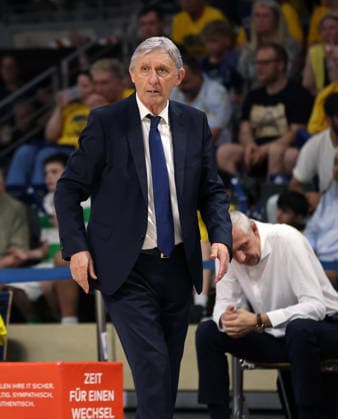 Trainer Svetislav Pesic, Co Trainer Emir Mutapcic Aktion Oberkörper Basketball BBL Bundesliga Herren Play Off Finale 4.Spiel Saison 2025 2026 19.06.2026 ALBA Berlin vs. Bayern München